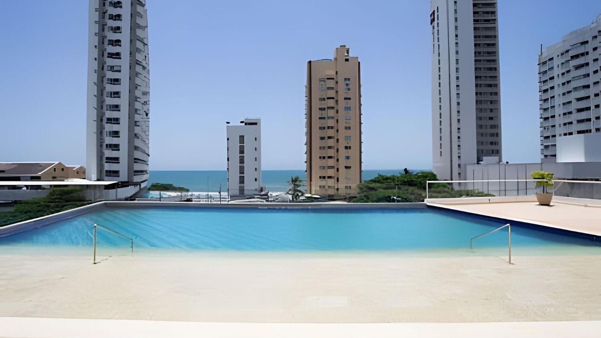 Doble Altura Y Lujoso Apto Vista Al Mar Apartamento