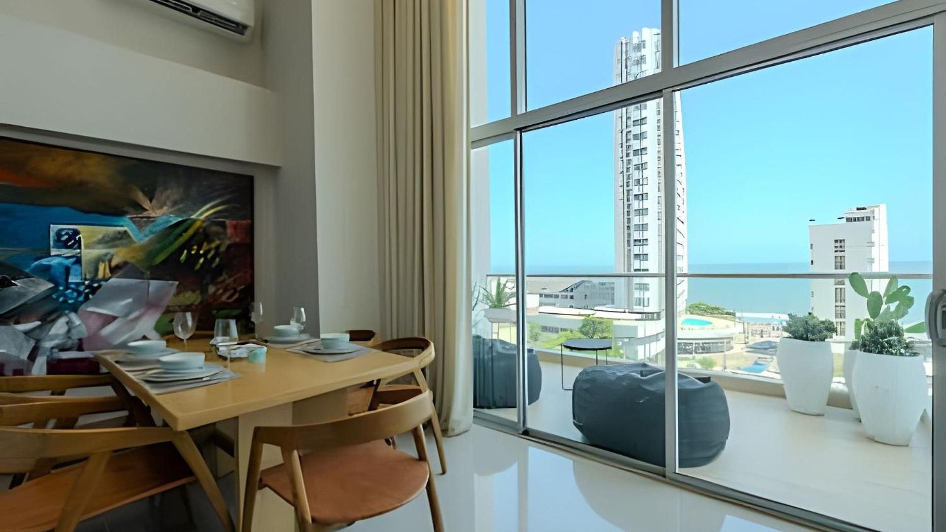 Apartamento Doble Altura Y Lujoso Apto Vista Al Mar