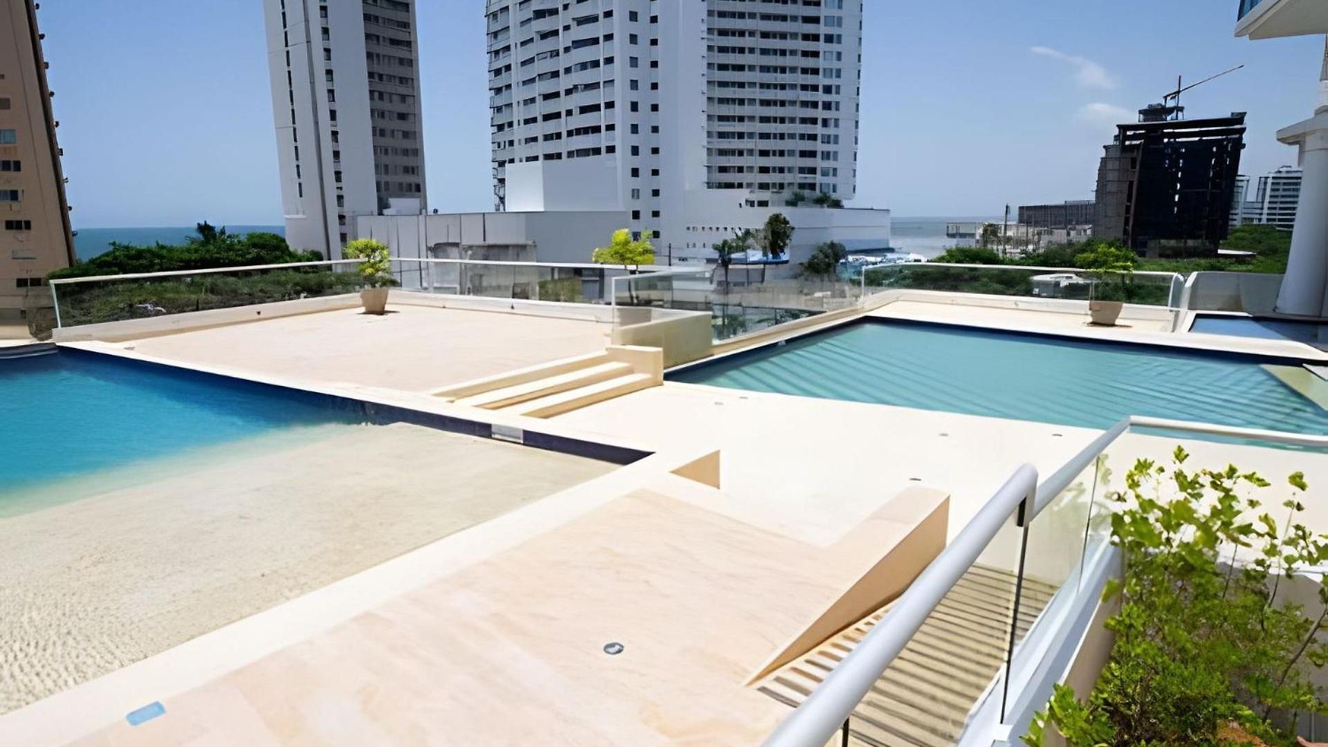 Apartamento Doble Altura Y Lujoso Apto Vista Al Mar