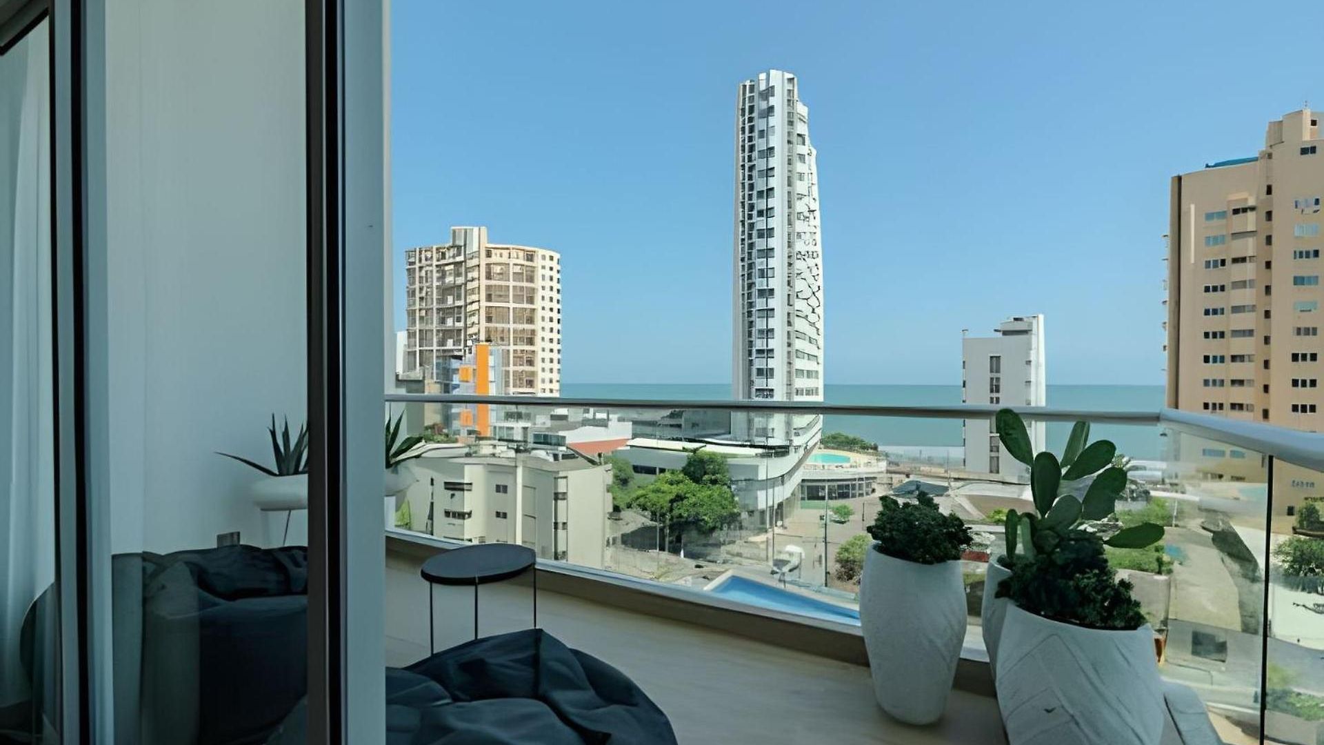 Doble Altura Y Lujoso Apto Vista Al Mar Apartamento