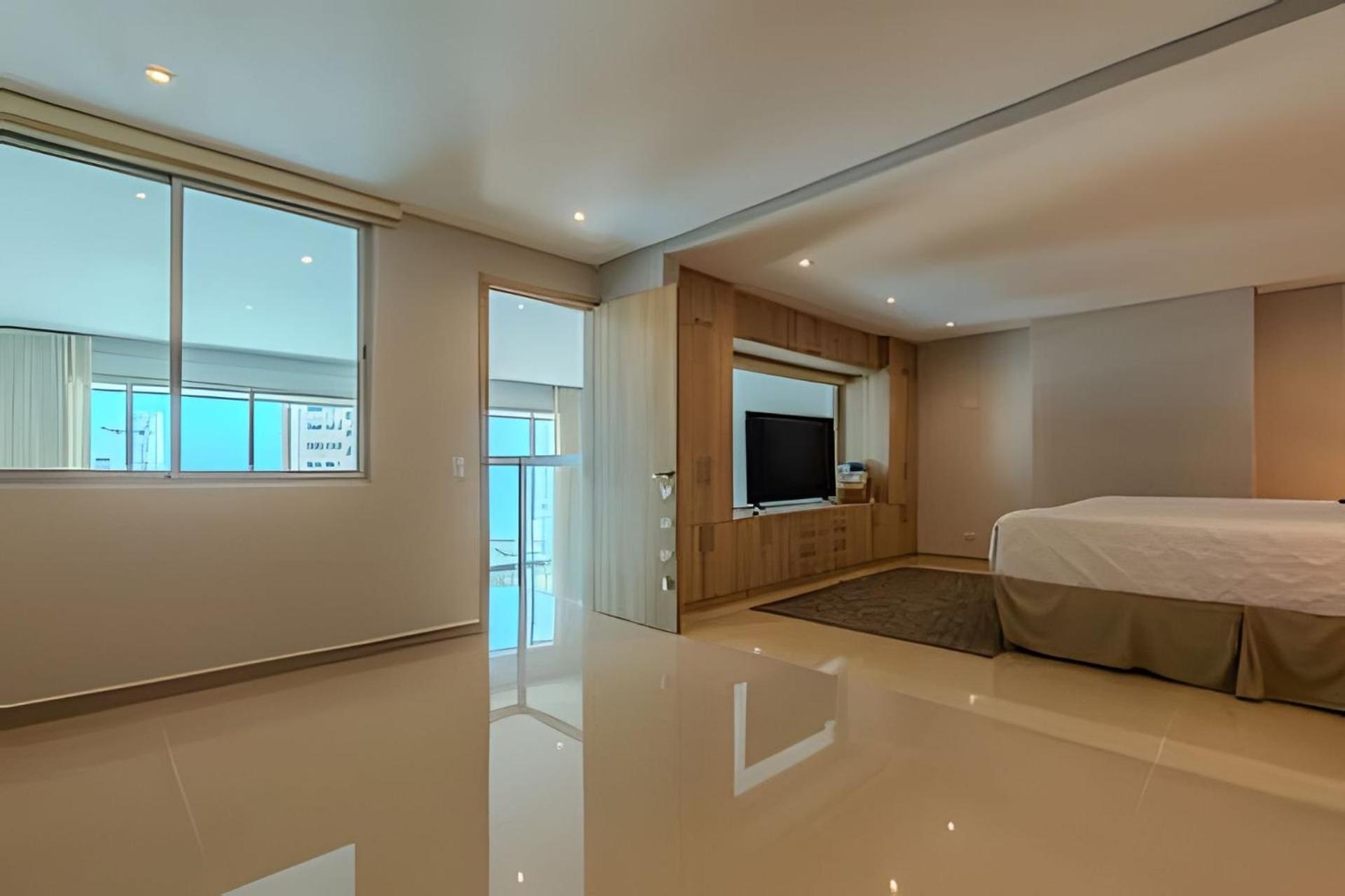 Doble Altura Y Lujoso Apto Vista Al Mar Apartamento
